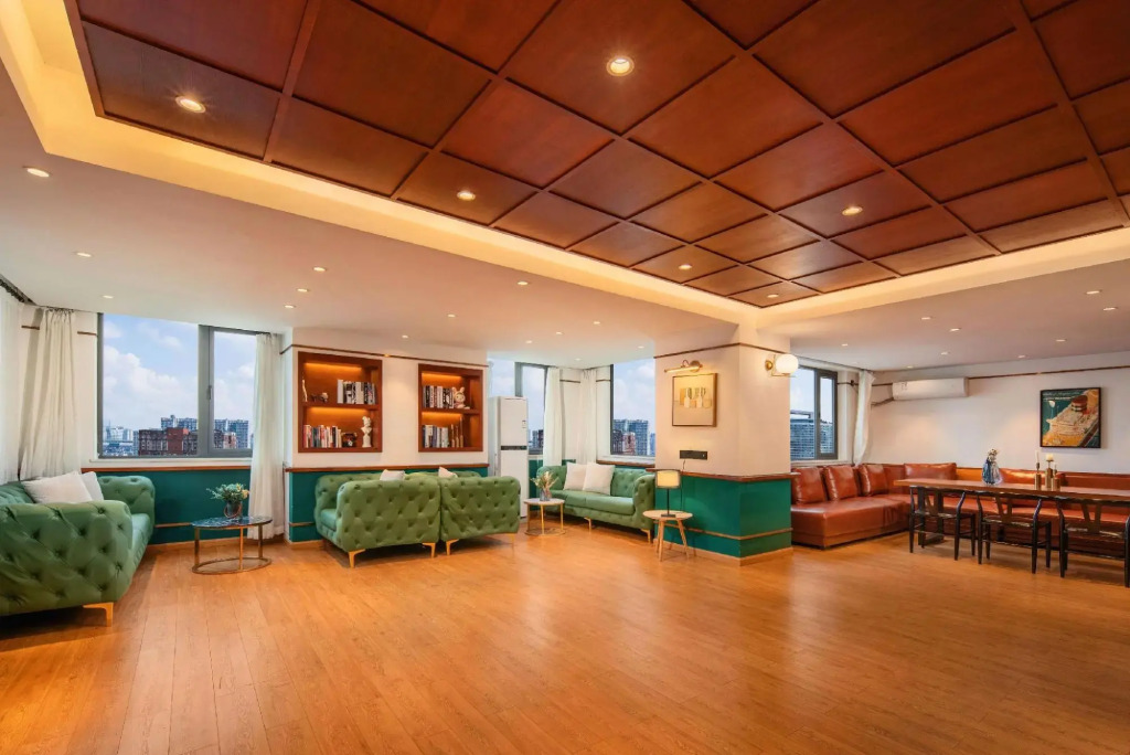 Xuanyue Hotel (Wuyi Square IFS International Financial Center)