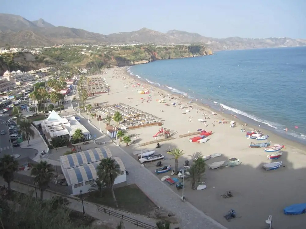 House with 3 Bedrooms in Nerja, with Wonderful Sea View, Furnished Terrace And Wifi - 500 M From the Beach
