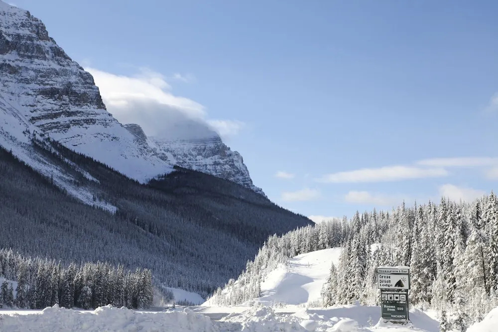 The Great Divide Lodge