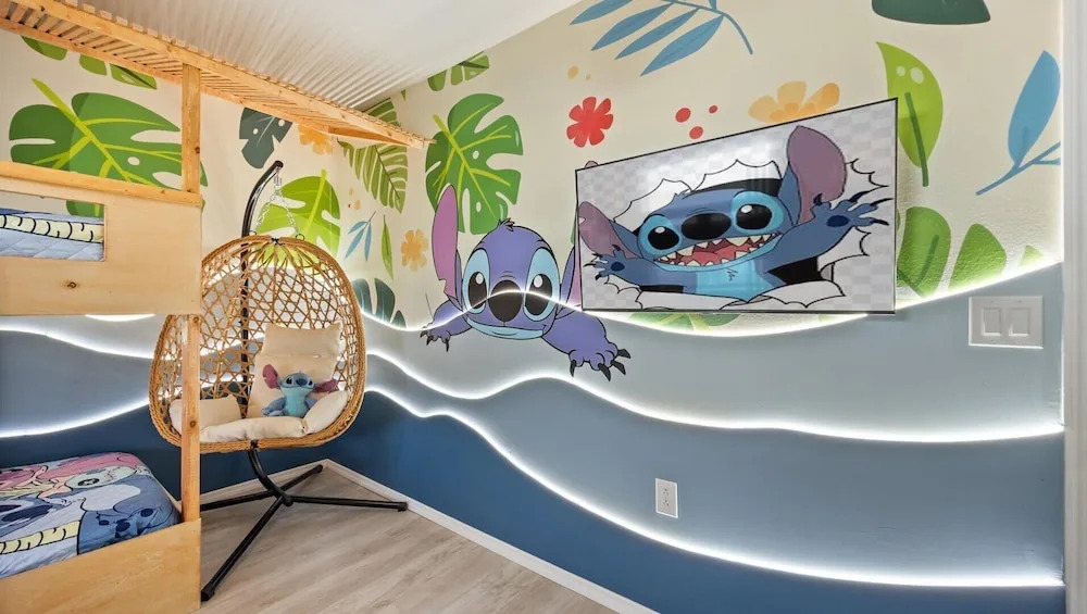 Exquisite 10br Luxury Villa Pool Hot Tub Arcade