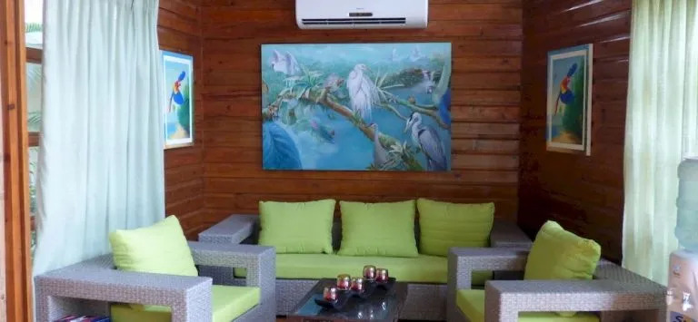 Paradise Oceanic Hotel