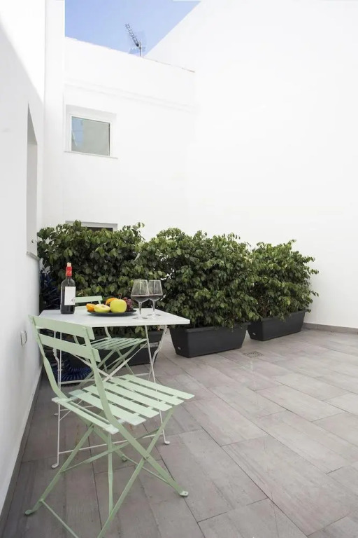 Lemon & Tropycal Apartment