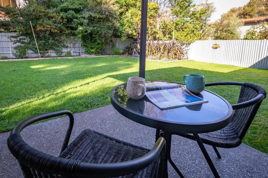 Hop, Skip and Jump to the Lake - Te Anau House