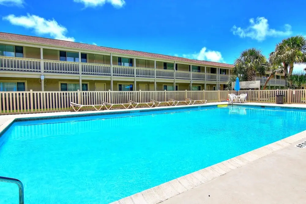 The Cozy Coconut condo