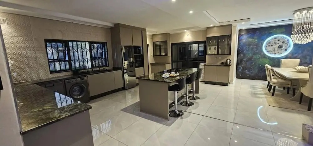 Villa De Luna in Avondale, Lomagundi Road