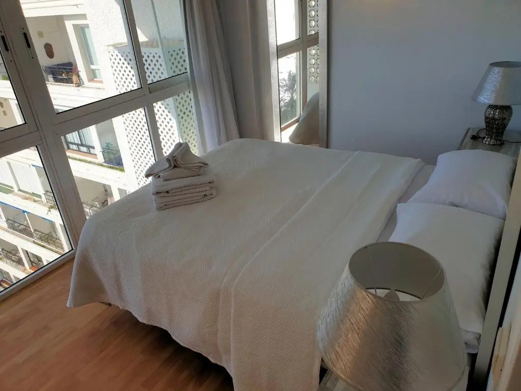 Skol 508 West Facing Duplex Apartment with Amazing Sea Views