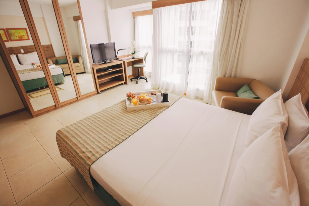 Saint Moritz Hplus Express