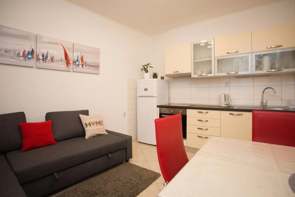 Apartment Split