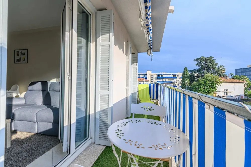 ? Nice T3 With Balcony - Nice ?