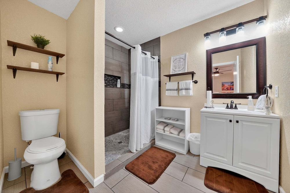 Minutes From Alamodome, Riverwalk, Pearl And Hbgcc 3 Bedroom Home