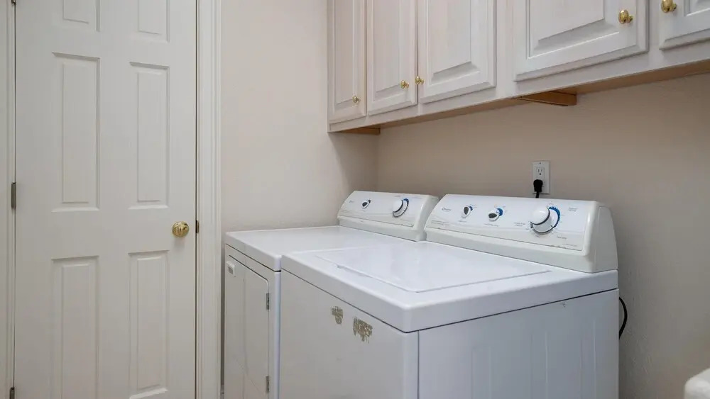 Gulf Front, Pool, Hot Tub- 2 Kitchens - Elevator