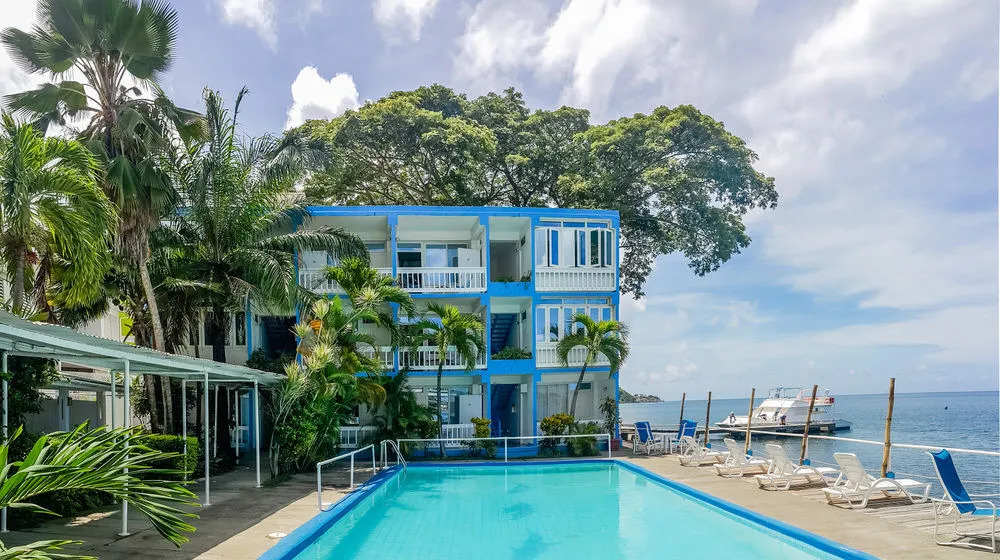Anchorage Hotel, Whale Watch & Dive Center