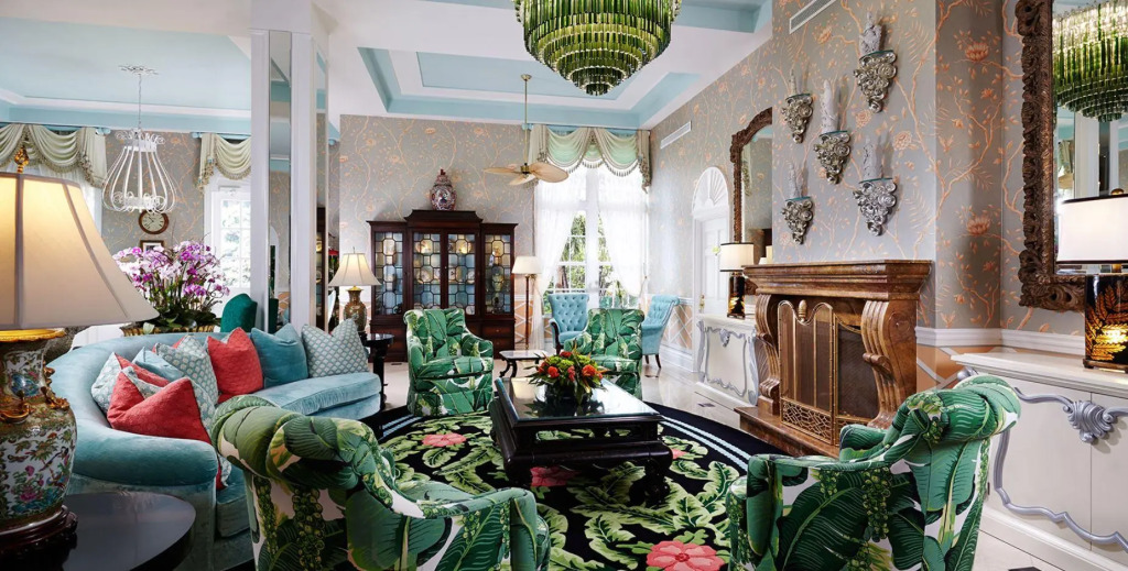 The Colony Hotel