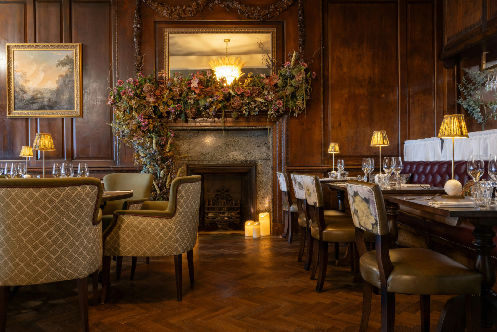 The White Hart - A Heartwood Inn