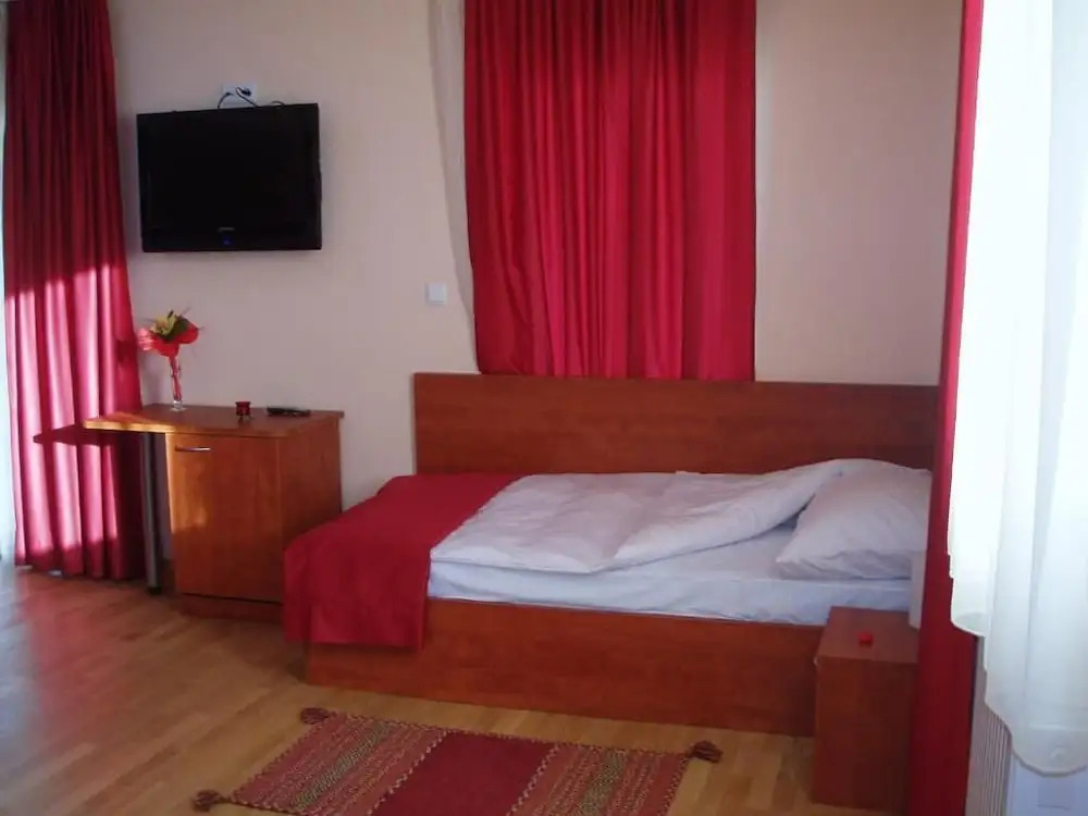 Hotel Jezero
