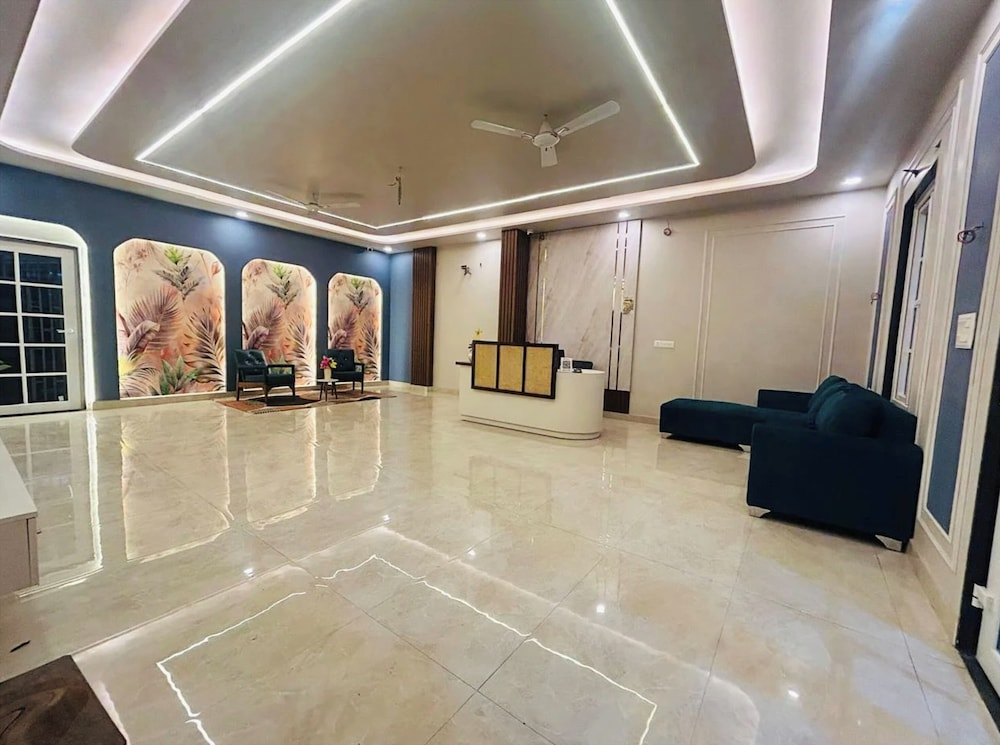 Varanasi Hotel V-E-D-A Vatika