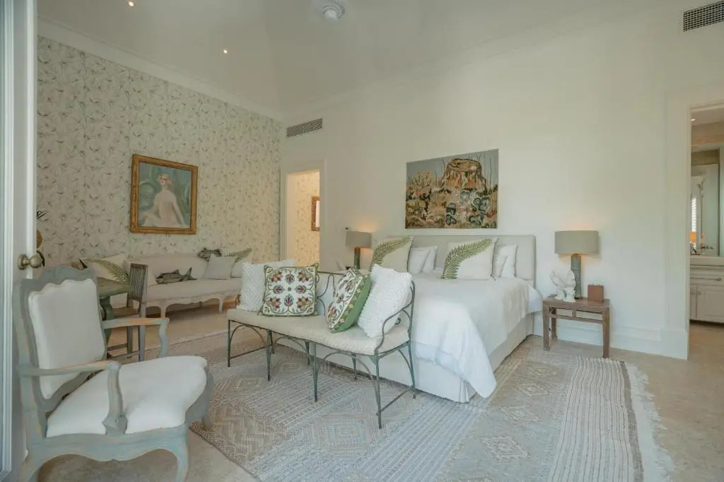 Luxurious Fully-staffed Villa With Amazing View in Exclusive Golf Beach Resort