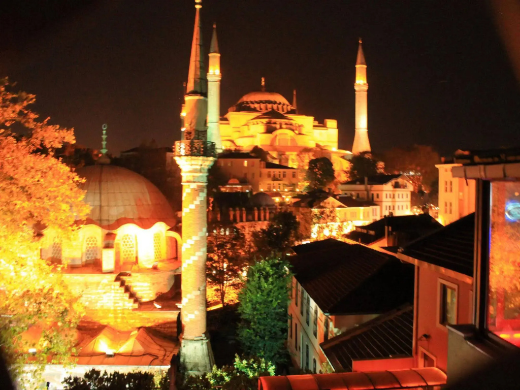 Modern Sultan Hotel