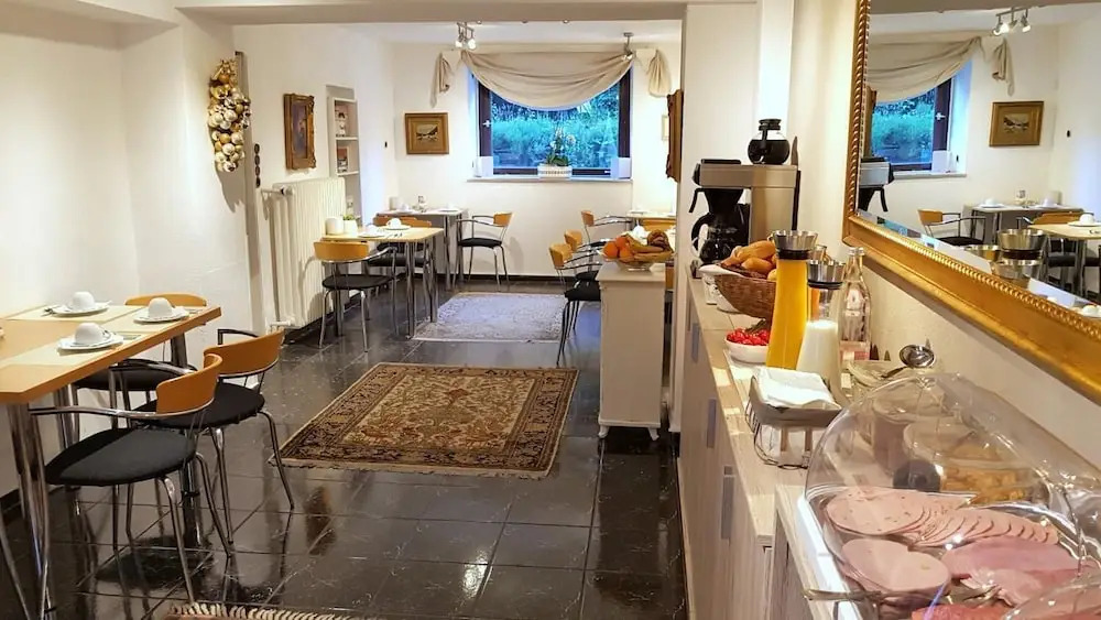 Hotel Cornelia