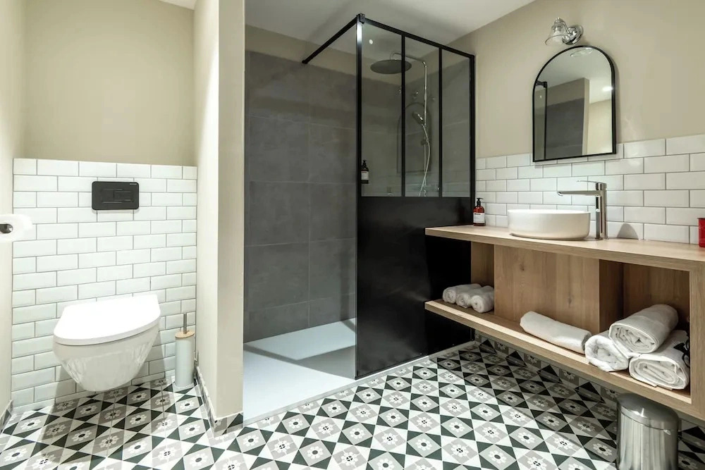 Ninas Hideaway Hotel - Madames Dream