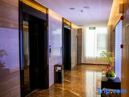 Huihong Hotel