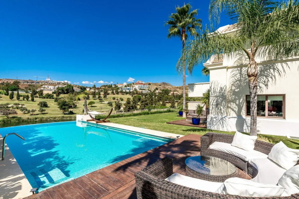 All About Le Reve Villa