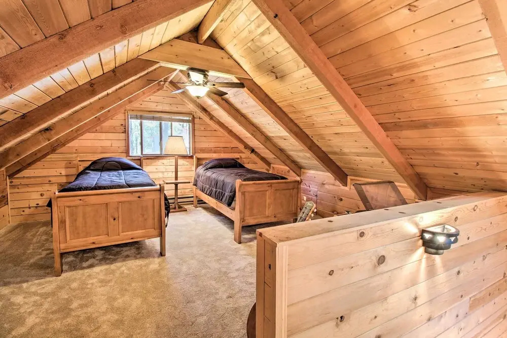 Pinetop-Lakeside Cabin w/ Deck: Hike, Ski & Golf