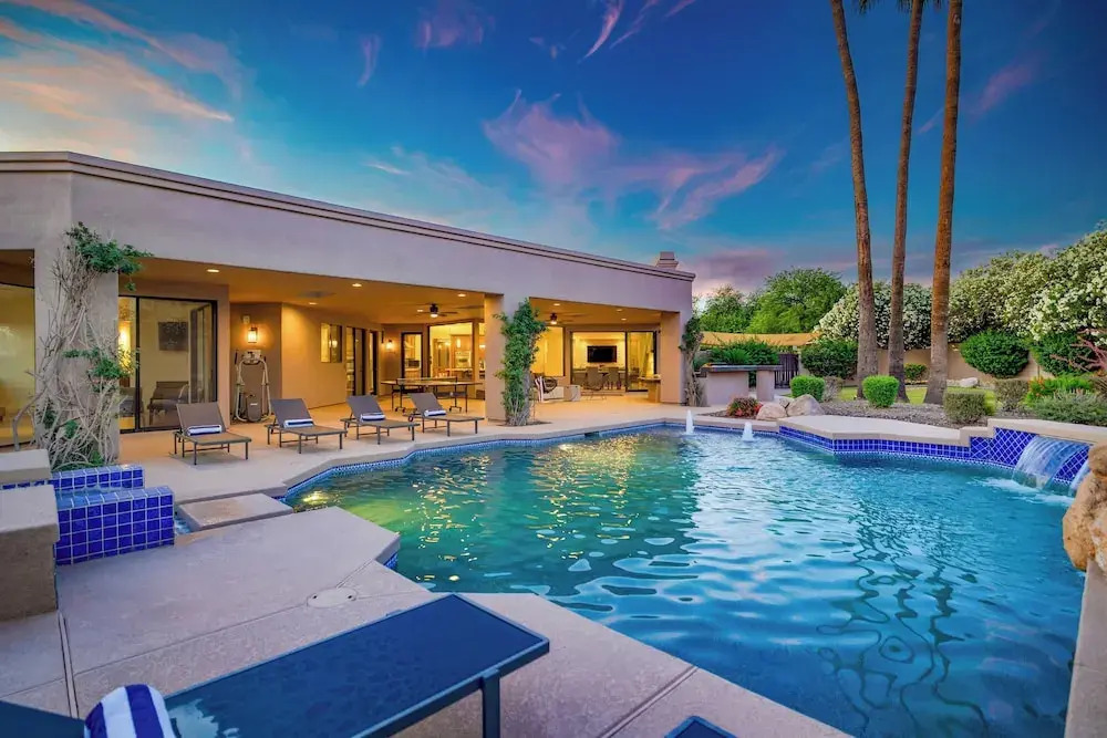 Luxe Scottsdale Oasis With Pool, Hot Tub, Firepit and Outdoor Lounge Avantstay