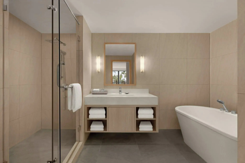 Courtyard by Marriott Phuket, Patong Beach Resort