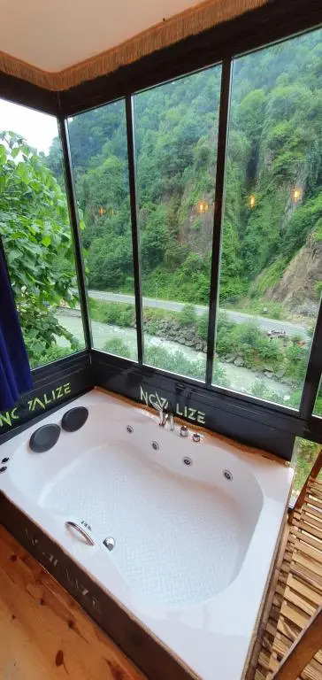 Novalize tinyhouse
