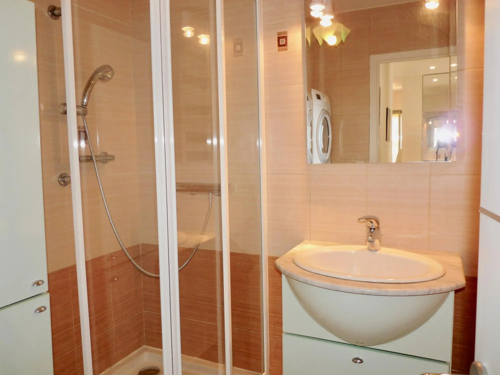One Bedroom Apartment in the Center of Cannes Next to the Carlton a few Meters From the Croisette - 367