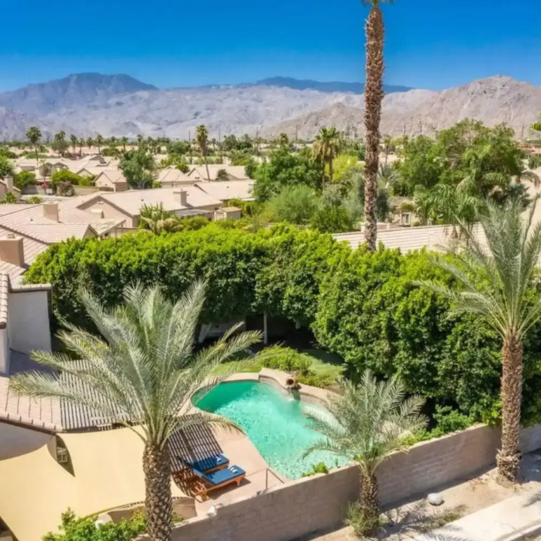 Private Oasis Pool