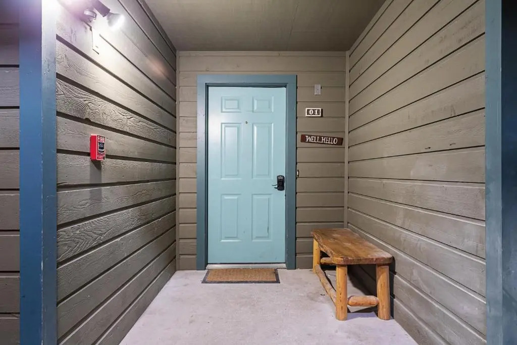 Riverside Condos D01 by Avantstay Condo Close To Downtown, Town Park & Ski Lift #8