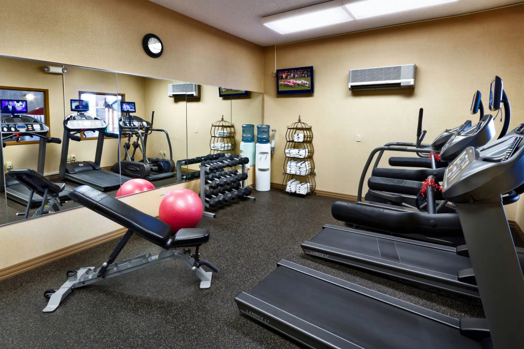 ClubHouse Hotel Sioux Falls