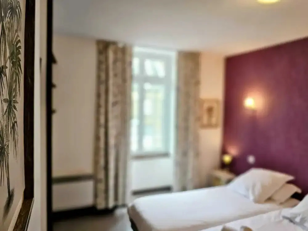 Le conquérant - chambres meublées - Barfleur