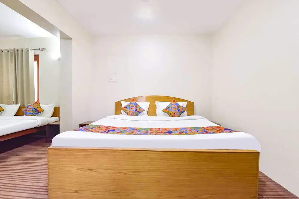 Hotel Legend Residency