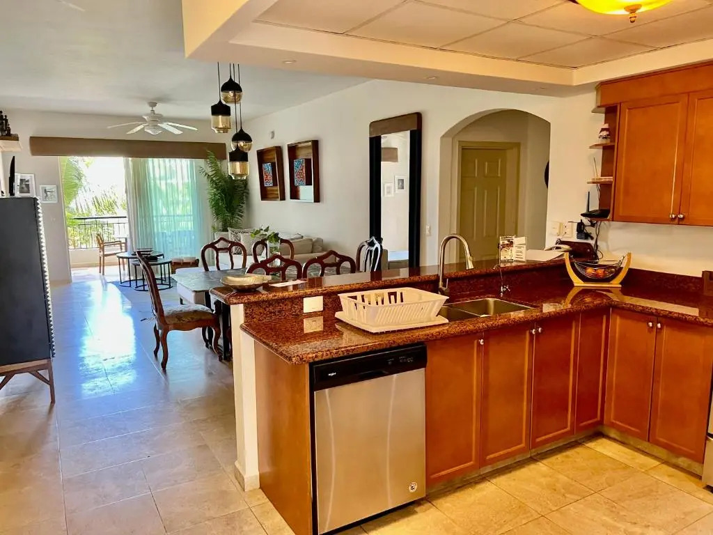 Beachfront 2 bedroom Condo in Playa Royale Resort, Nuevo Vallarta