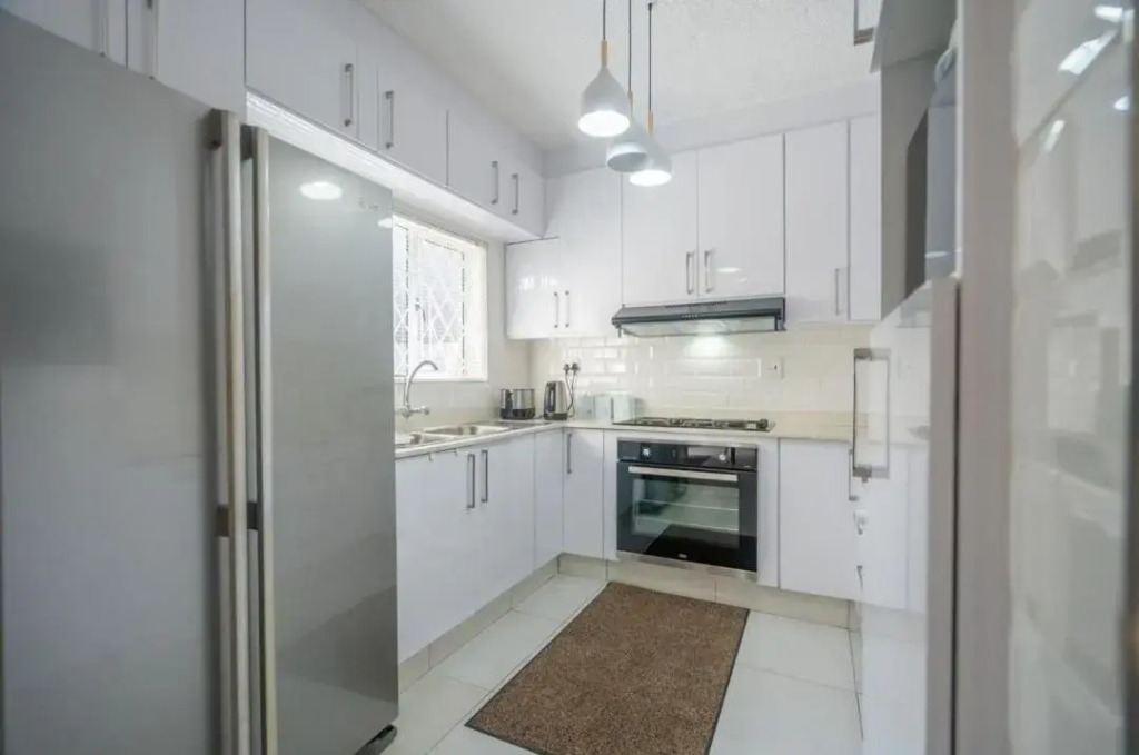 Durban Halaal Accommodation "No Alcohol Strictly Halaal No Parties" Entire Luxury Apartment, 3 Bedrooms, 6 Sleeper, Self Catering "JUST LOCK AND GO"
