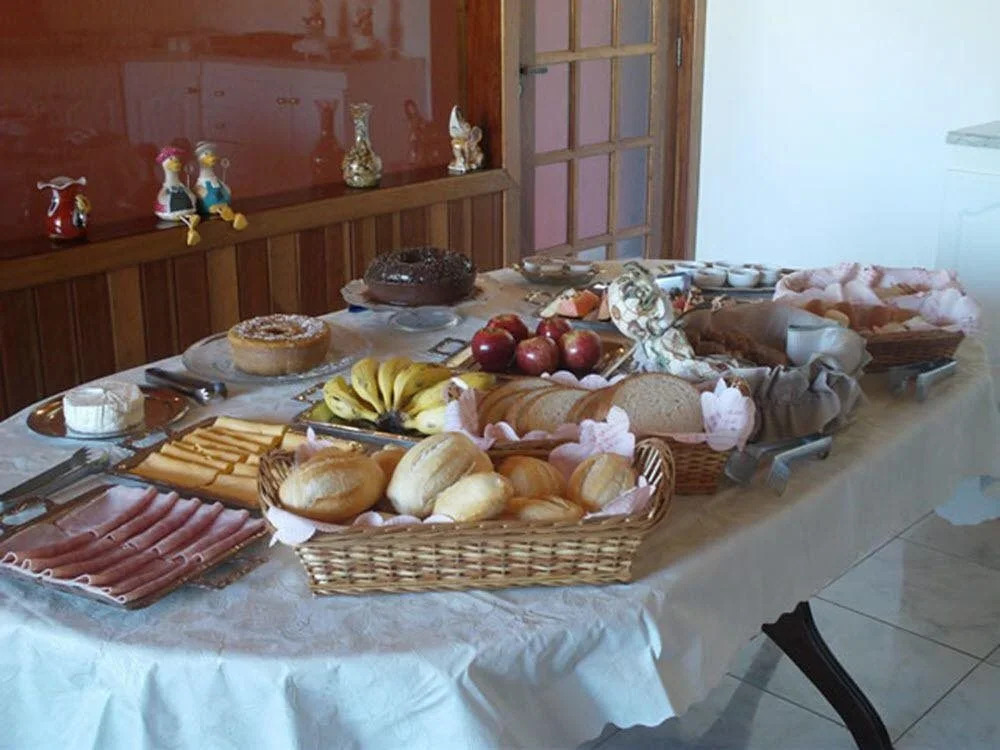 pousada helebastian