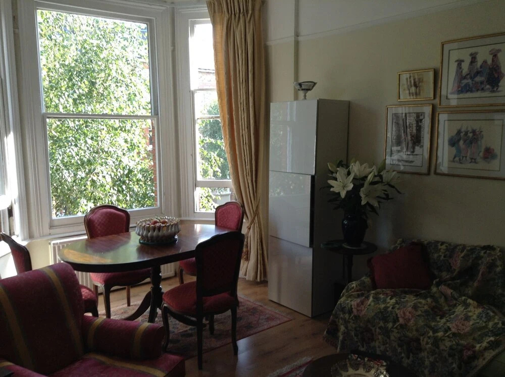 Beautiful Apartment in Best Part of Central London
