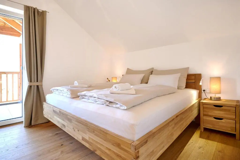 die Tauplitz Lodges - Alm Lodge A11 by AA Holiday Homes