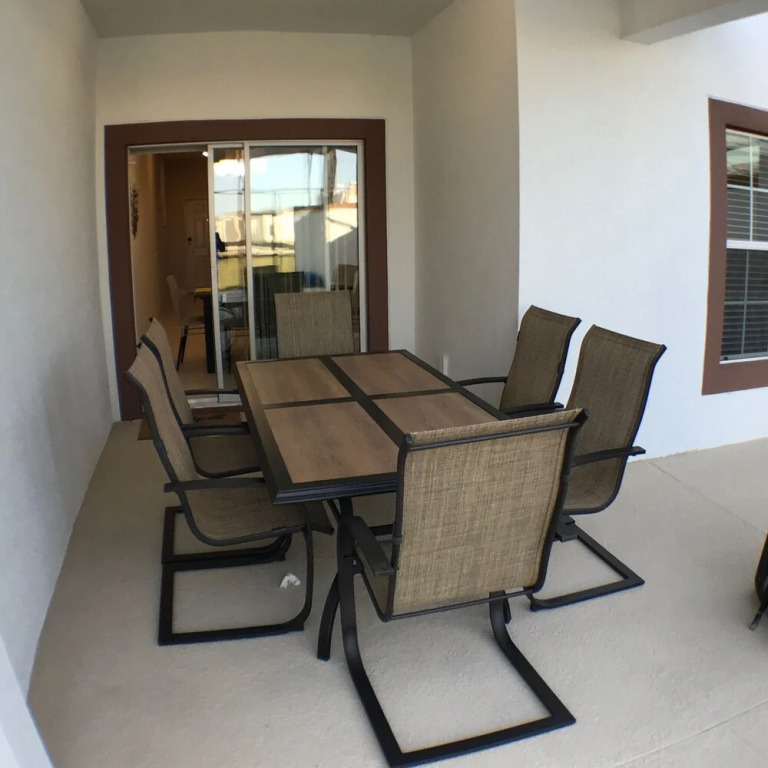 3109 Storey Lake Resort  41270/44281