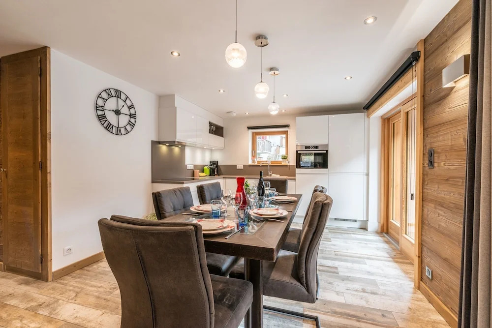 Les Hirondelles Apartments Morzine By Emerald Stay
