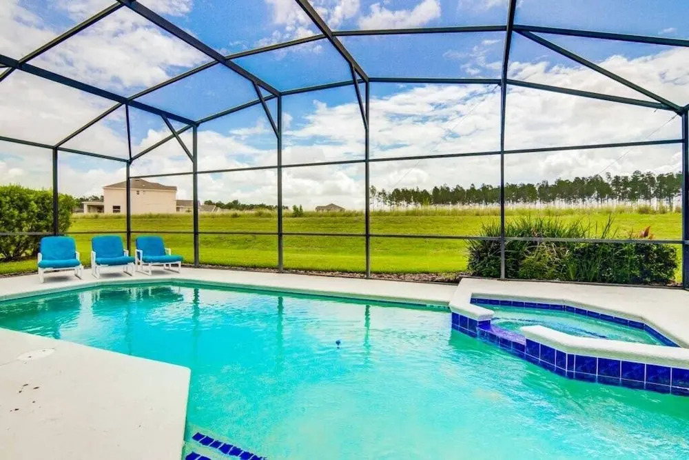 Ventoux Calabay Parc 6 Bedroom Home