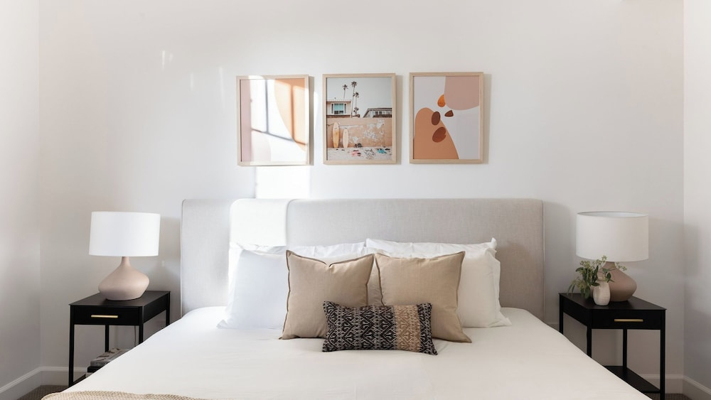 Maven by Avantstay 5 Minutes to the Beach! Ocean Views & Spacious Design