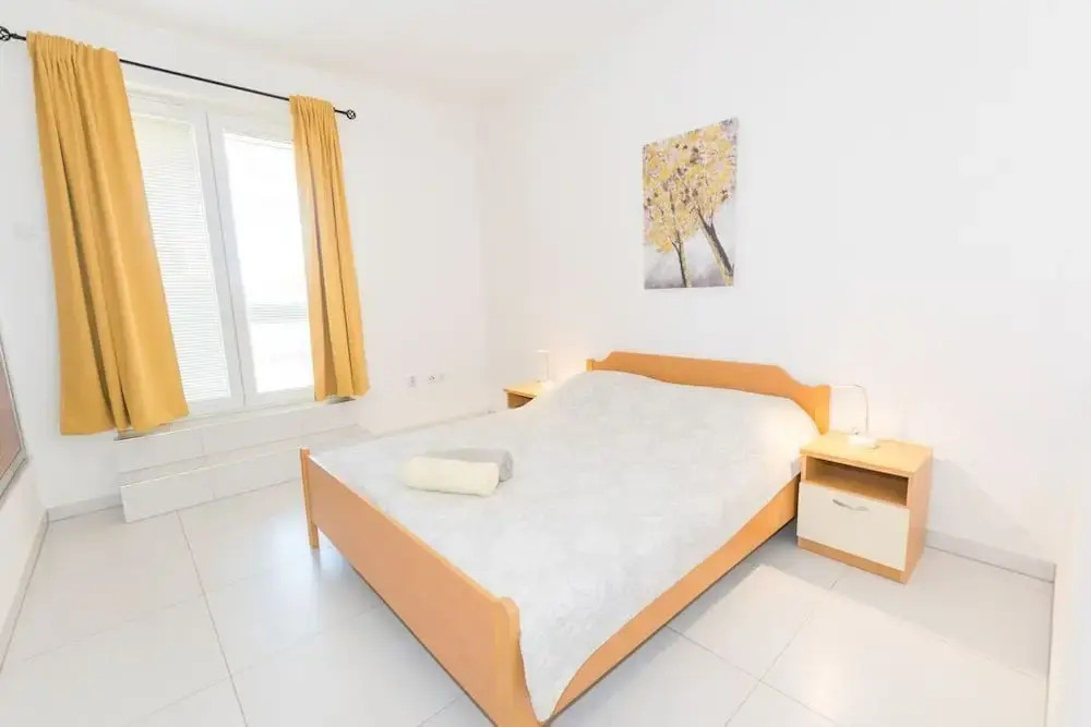 Spacious Apartment Janko