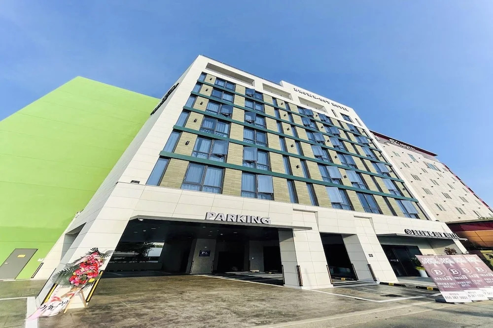 Browndot Hotel
