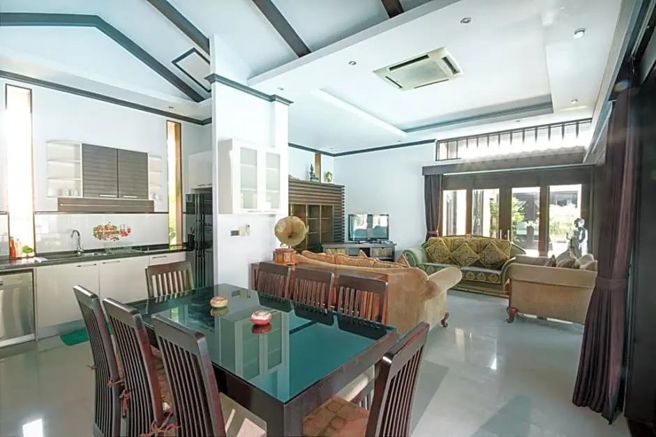 YUPA Villa1