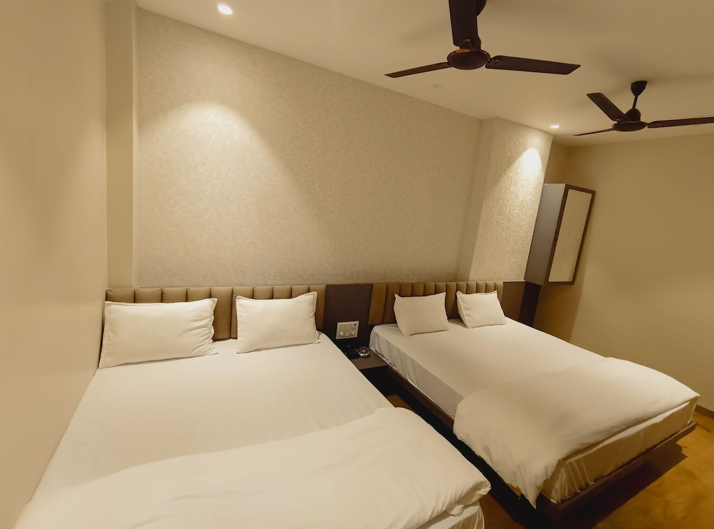 Rukkmannie Holiday Inn