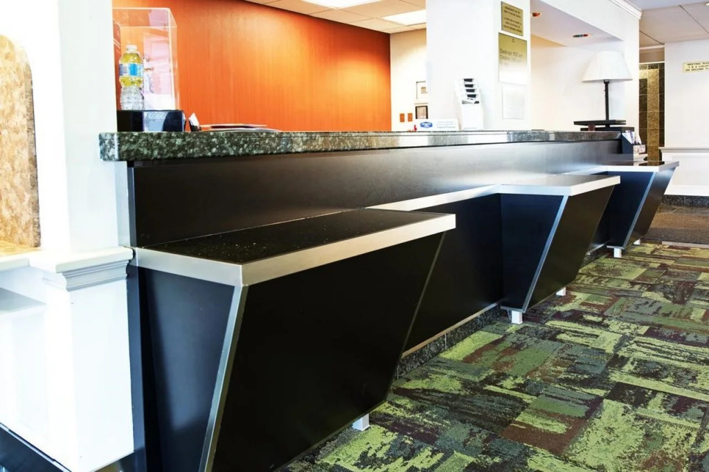 Hampton Inn by Hilton Ottawa Airport